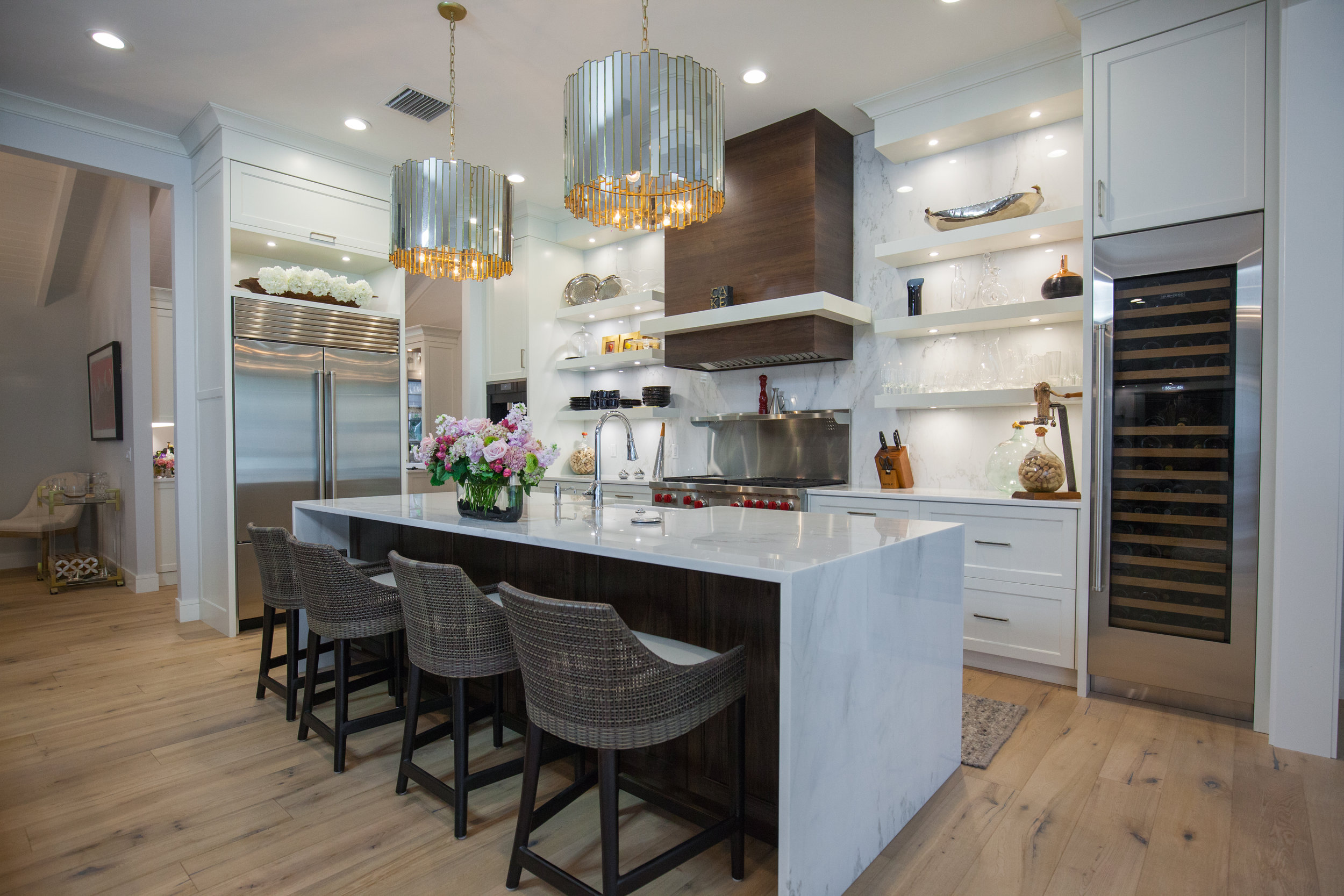 KITCHEN & BATH REMODELING